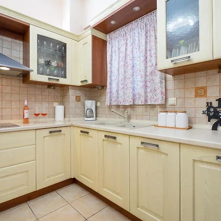 Purple Chania 公寓 *