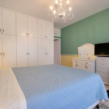 Purple Chania 公寓