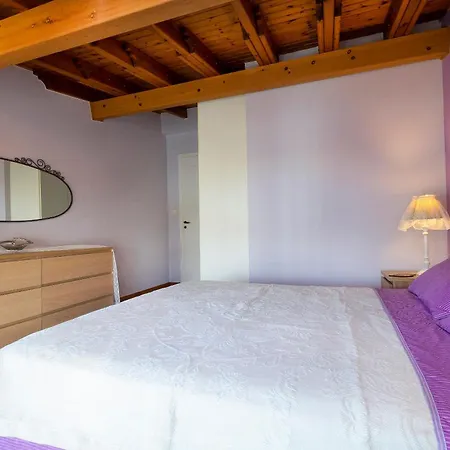 Purple Chania Lejlighed